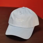 کلاه بیسبالی نقاب‌دار زنانه طرح Brookside